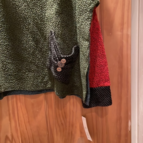 Woman’s Margaret Winters Soft Sweater with Pocket. NWT - Picture 5 of 9